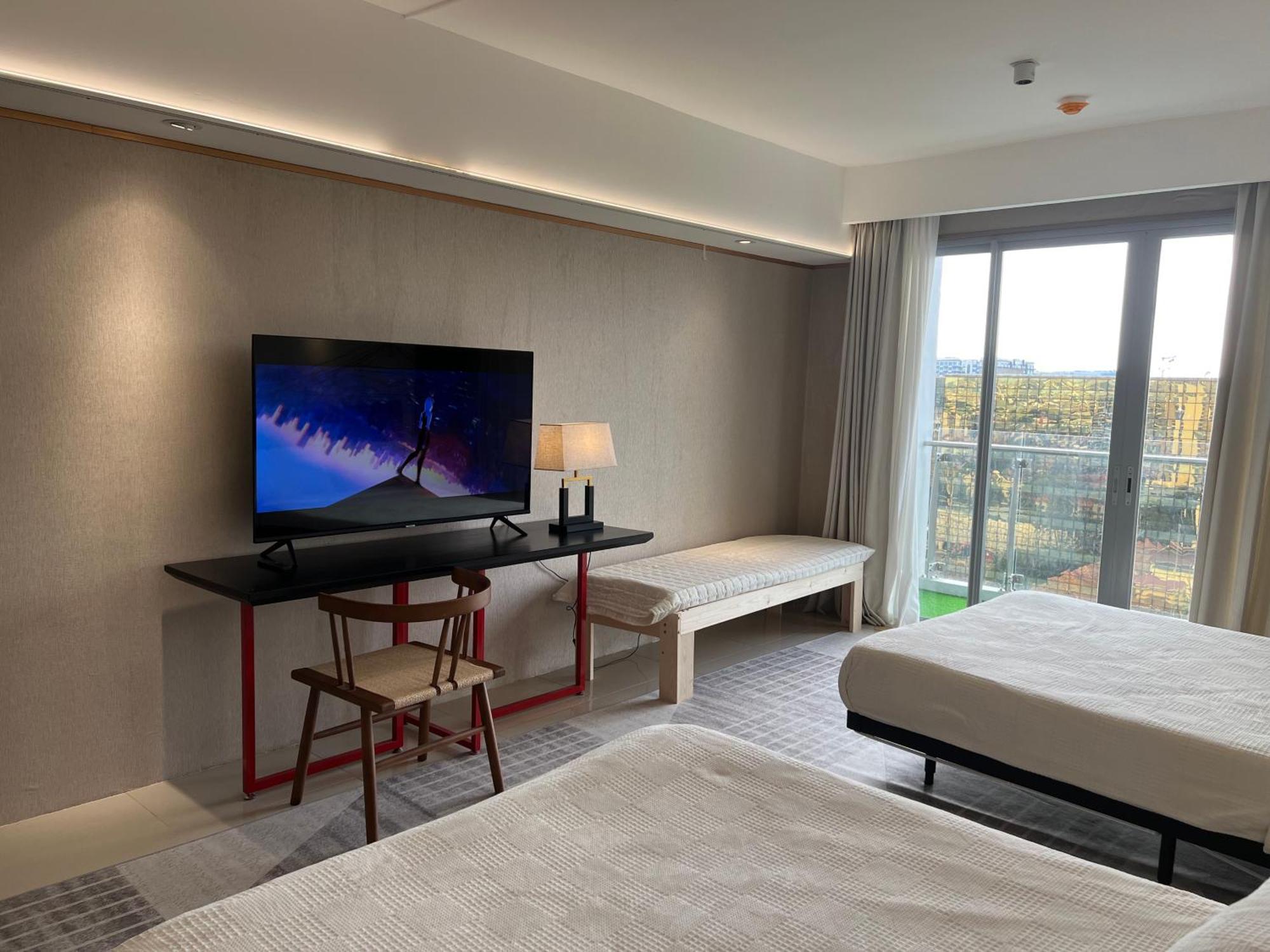 Luxurious European Style Penthouse Modern Apart Ment Cross City Of Dreams Okada Solaire Moa Airport Manila Exterior foto